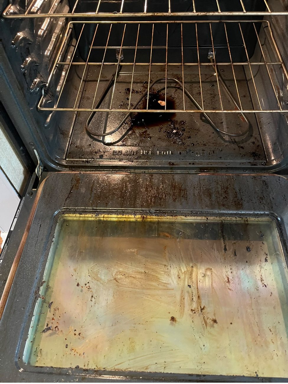 Oven before cleaning