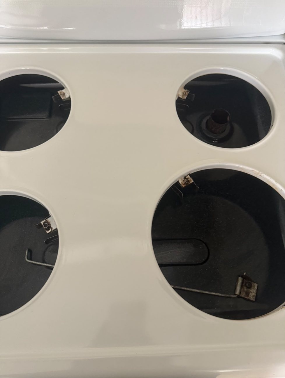 Stovetop after cleaning